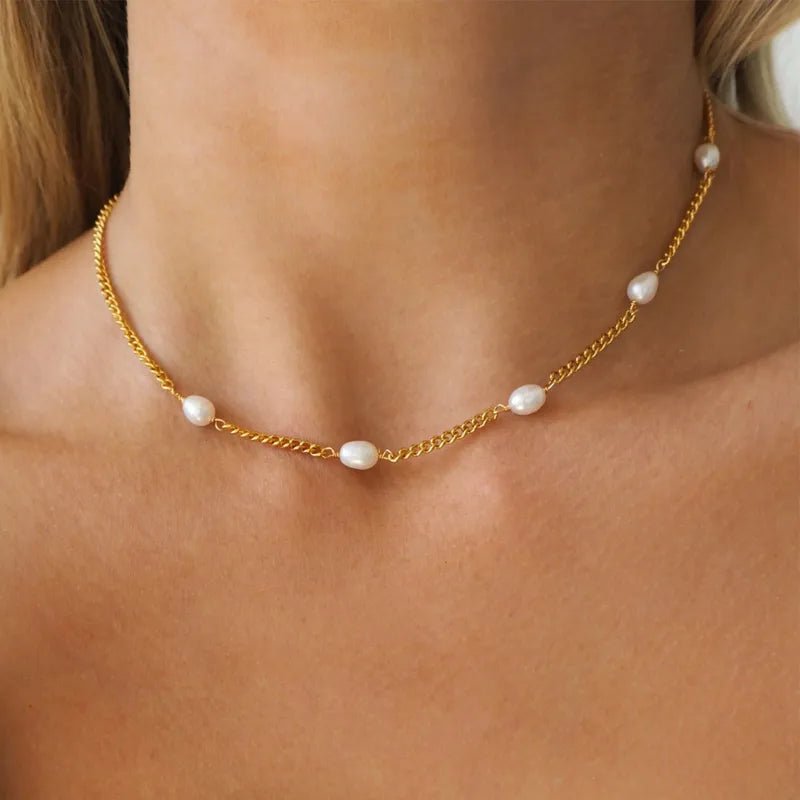 Halsband